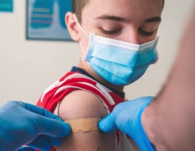 Tiêm vắc xin phòng COVID-19 cho trẻ em từ 12 đến 17 tuổi từ tháng 10/2021